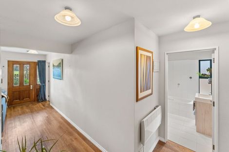Photo of property in 15 Bird Lane, Wakefield, 7025