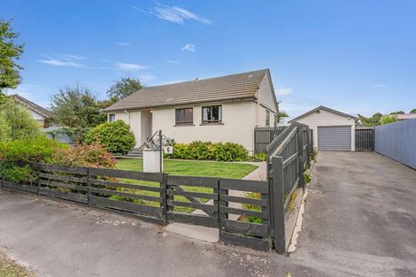 Photo of property in 6 Earnslaw Crescent, Bryndwr, Christchurch, 8053