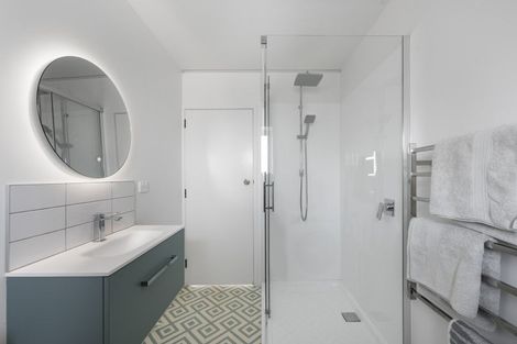 Photo of property in 233 Marine Parade, Napier South, Napier, 4110