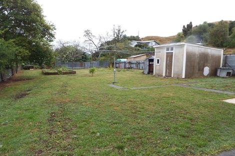Photo of property in 7 Rangatira Road, Hunterville, 4730
