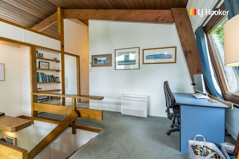 Photo of property in 4 Barling Street, Macandrew Bay, Dunedin, 9014