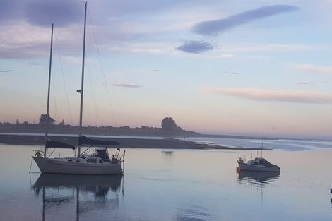 Photo of property in 2 Bay View Road, Moncks Bay, Christchurch, 8081