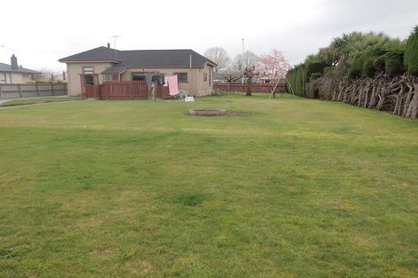 Photo of property in 12 Studholme Street, Temuka, 7920
