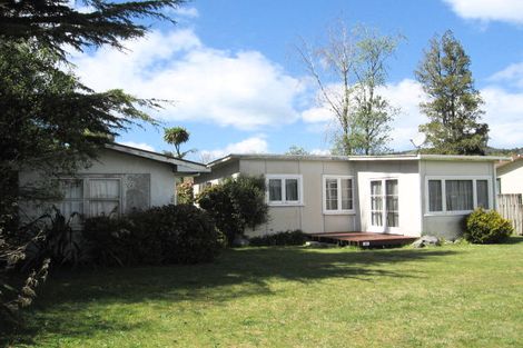 Photo of property in 52 Tamatea Street, Rotoiti Forest, Rotorua, 3074