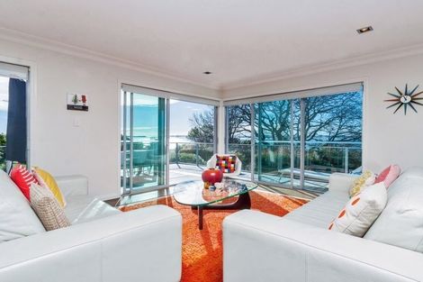 Photo of property in 8 Page Point, Mellons Bay, Auckland, 2014