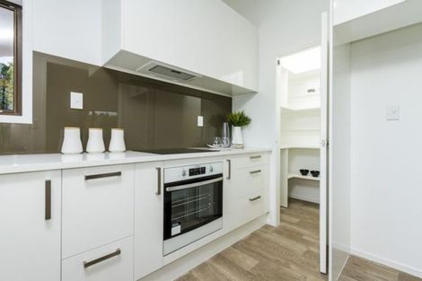 Photo of property in 42 Archers Road, Glenfield, Auckland, 0629