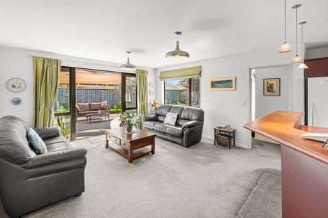 Photo of property in 21 Richard Seddon Drive, Northwood, Christchurch, 8051