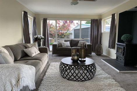 Photo of property in 13 Kathleen Crescent, Hornby, Christchurch, 8042