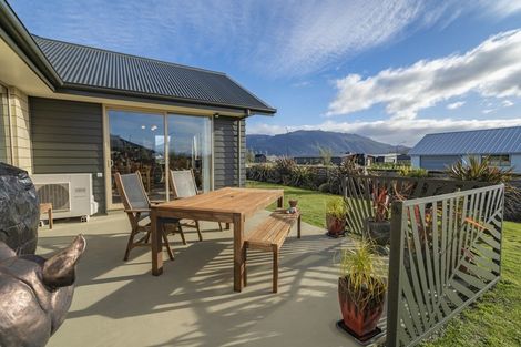 Photo of property in 12 Asher Avenue, Te Anau, 9600