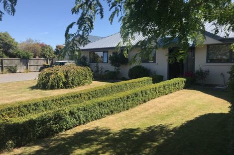 Photo of property in 2 Paget Drive, Woodend, 7610