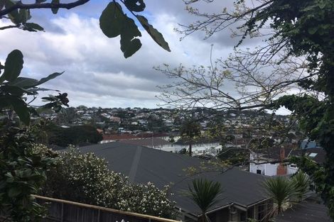 Photo of property in 1/697 Great North Road, Grey Lynn, Auckland, 1021