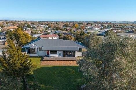 Photo of property in 24 Read Street, Levin, 5510