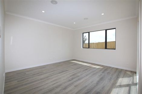 Photo of property in 6 Kokowai Parade, Hobsonville, Auckland, 0616