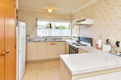 Photo of property in 16a Reidy Place, Pukekohe, 2120