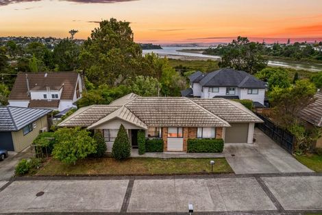 Photo of property in 169j Colwill Road, Massey, Auckland, 0614