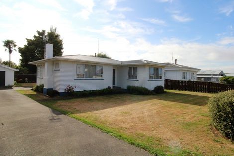 Photo of property in 67 Miller Street, Dannevirke, 4930