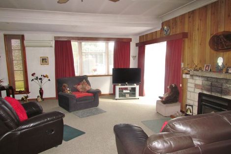 Photo of property in 127 Ngaumutawa Road, Masterton, 5810