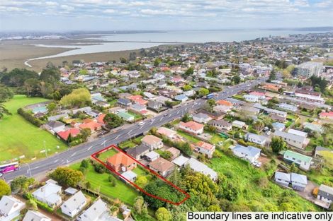 Photo of property in 1614 Great North Road, Waterview, Auckland, 1026