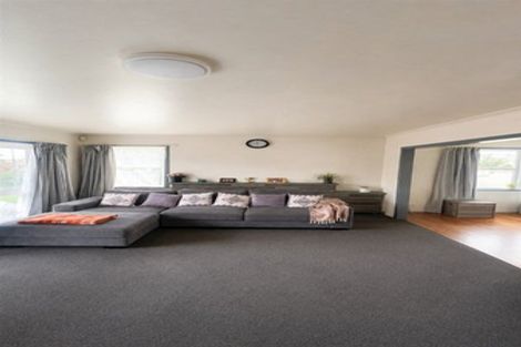 Photo of property in 21 Northolt Road, Fairview Downs, Hamilton, 3214