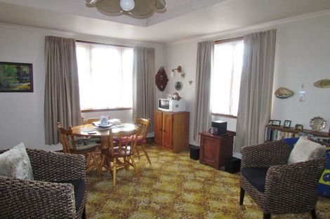 Photo of property in 127 Ngaumutawa Road, Masterton, 5810