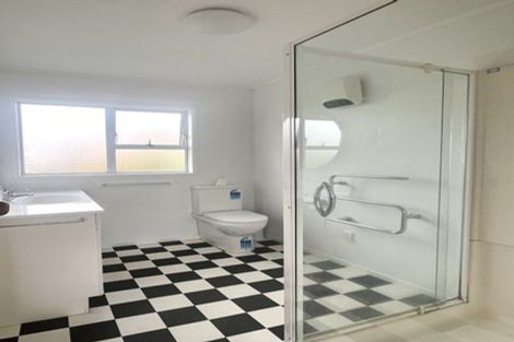 Photo of property in 10 Wiseley Road, Hobsonville, Auckland, 0618