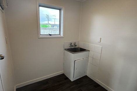 Photo of property in 7a Clayburn Road, Glen Eden, Auckland, 0602