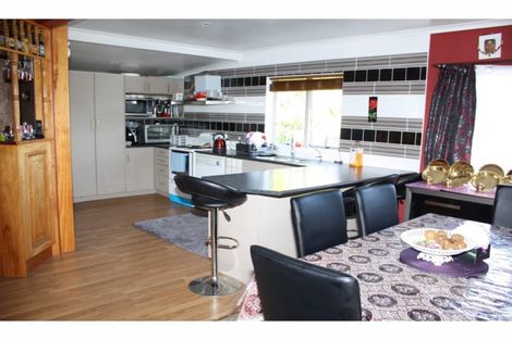 Photo of property in 61 Tarewa Road, Morningside, Whangarei, 0110