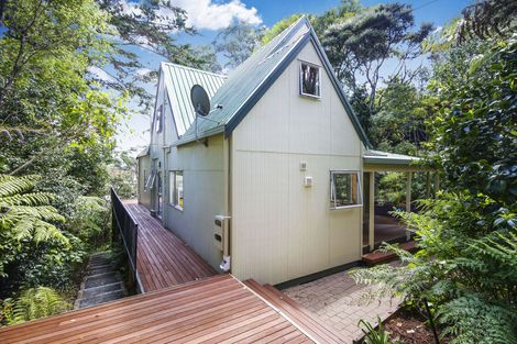 Photo of property in 299 Titirangi Road, Titirangi, Auckland, 0604