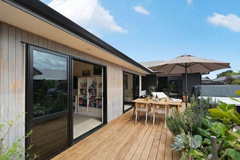 Photo of property in 15 Kereruu Street, Cambridge, 3434