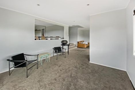 Photo of property in 29 Hebe Place, Birkenhead, Auckland, 0626