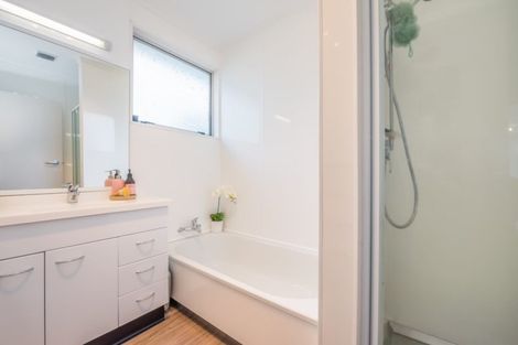 Photo of property in 18 Ilam Grove, Kelson, Lower Hutt, 5010