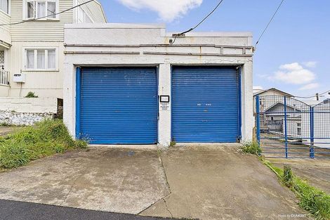 Photo of property in 212 Rongotai Road, Rongotai, Wellington, 6022