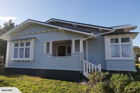 Photo of property in 37 Harrison Street West, Featherston, 5710