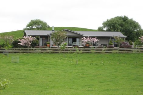 Photo of property in 970 Tauhoa Road, Kaipara Flats, Warkworth, 0984