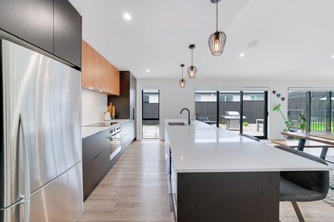 Photo of property in 16 Stanton House Road, Paerata, 2124