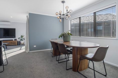 Photo of property in 35 Sentinel Avenue, Omokoroa, 3114