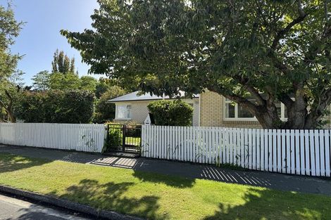 Photo of property in 3 Rochford Place, Bryndwr, Christchurch, 8052