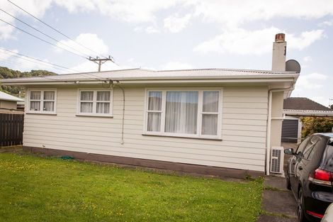 Photo of property in 21 Rata Street, Wainuiomata, Lower Hutt, 5014