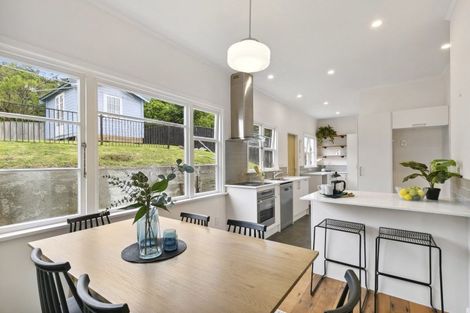 Photo of property in 13 South Karori Road, Karori, Wellington, 6012