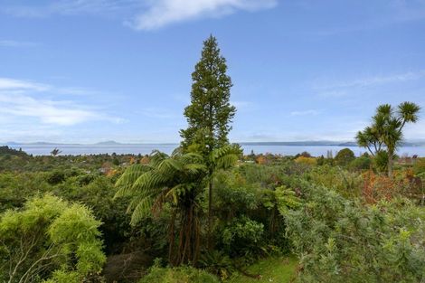 Photo of property in 10 Te Waaka Terrace, Kuratau, Turangi, 3381