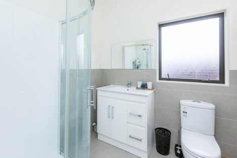 Photo of property in 90 Kirton Drive, Riverstone Terraces, Upper Hutt, 5018