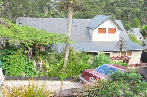 Photo of property in 35 Warner Park Avenue, Laingholm, Auckland, 0604