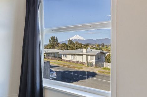 Photo of property in 43 Belair Avenue, Blagdon, New Plymouth, 4310