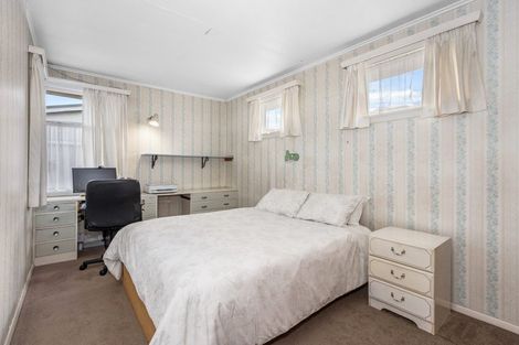 Photo of property in 35 Daniels Road, Redwood, Christchurch, 8051