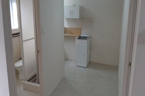 Photo of property in 4229 Great North Road, Glendene, Auckland, 0602