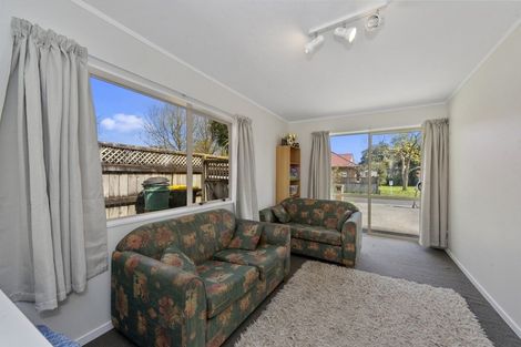 Photo of property in 17 Halcione Close, Flagstaff, Hamilton, 3210