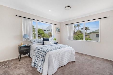 Photo of property in 35 Mccahill Views, Botany Downs, Auckland, 2010