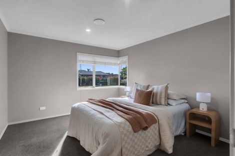 Photo of property in 1 Whitney Place, Rototuna North, Hamilton, 3210