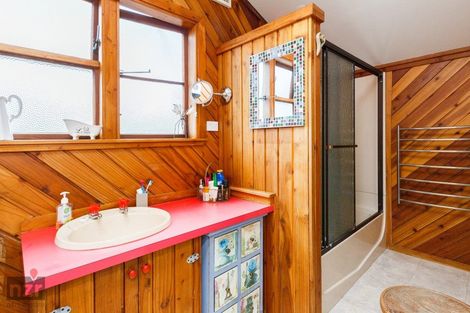 Photo of property in 19 Wellesley Street, Feilding, 4702