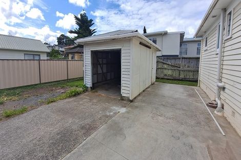 Photo of property in 47 Cambridge Terrace, Papatoetoe, Auckland, 2025